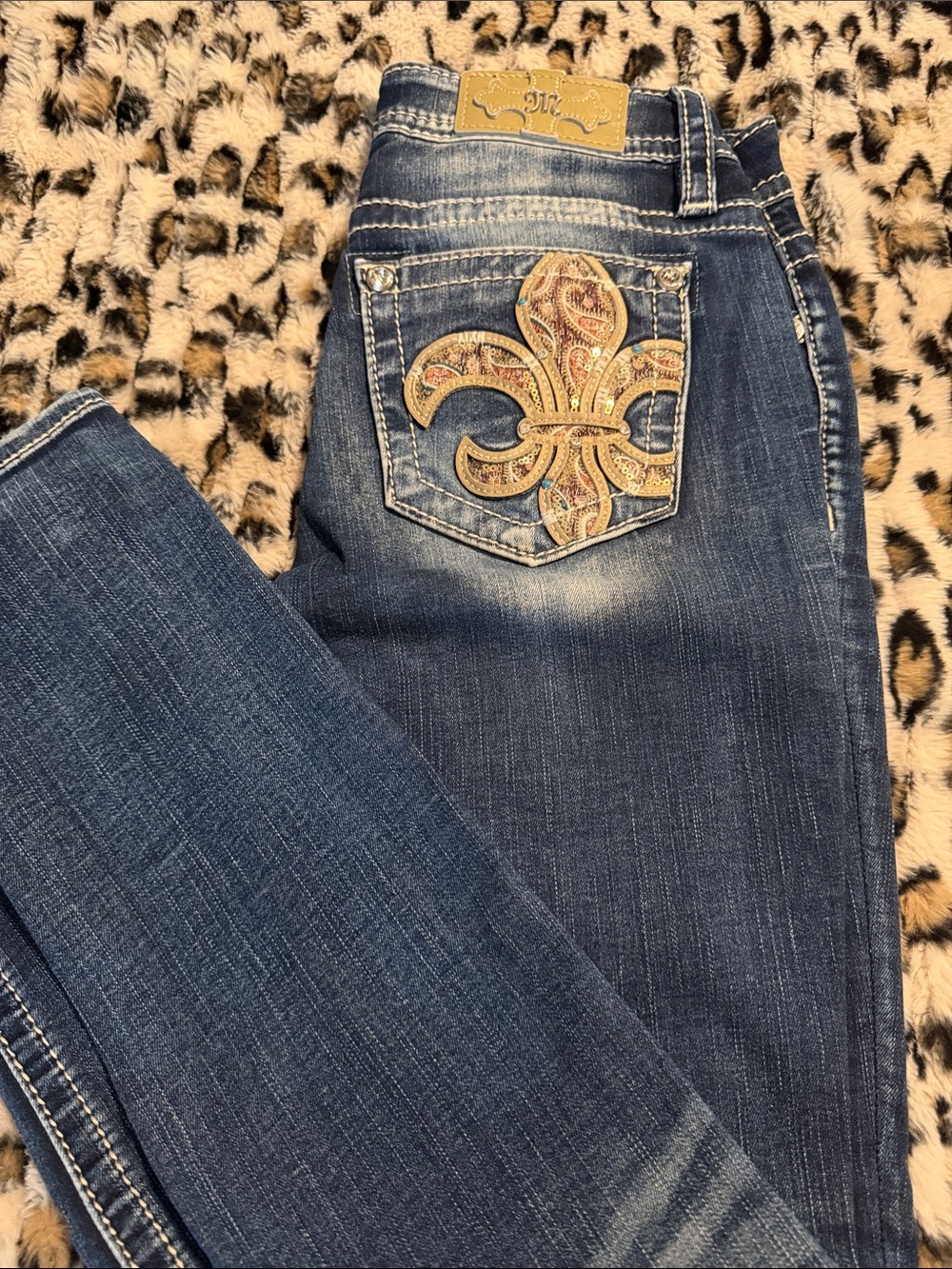 Miss Me Dark Blue Skinny Jeans with Embroidered Fleur-de-Lis Pocket